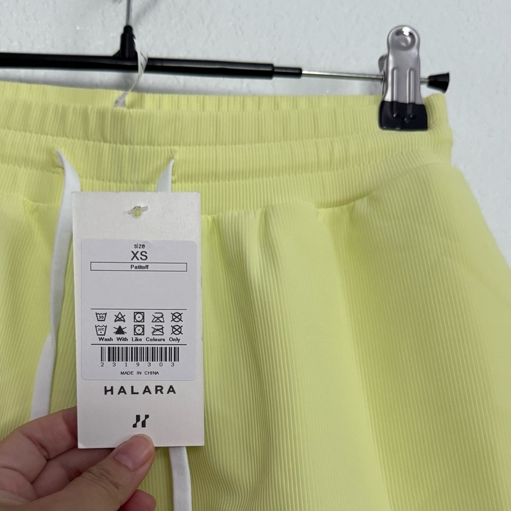 NWT Halara Neon Yellow High Rise Drawstring Shorts XS - Picture 2 of 3
